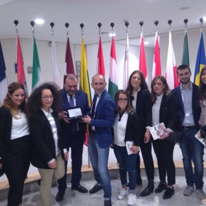 Fulvio Martusciello con i giovani di Forza Italia in visita al Parlamento Europeo