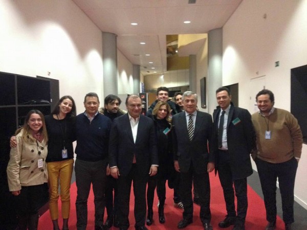 Ragazzi al Parlamento europeo con Tajani e Martusciello dic 2016