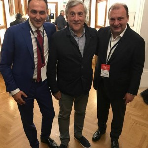 Antonio Tajani Fulvio Martusciello e Alberto Cirio